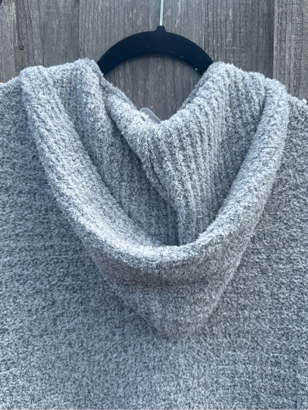 Softies Cozy Hooded Bouclé Wrap Cardigan Poncho Gray One Size NWOT - Picture 6 of 6